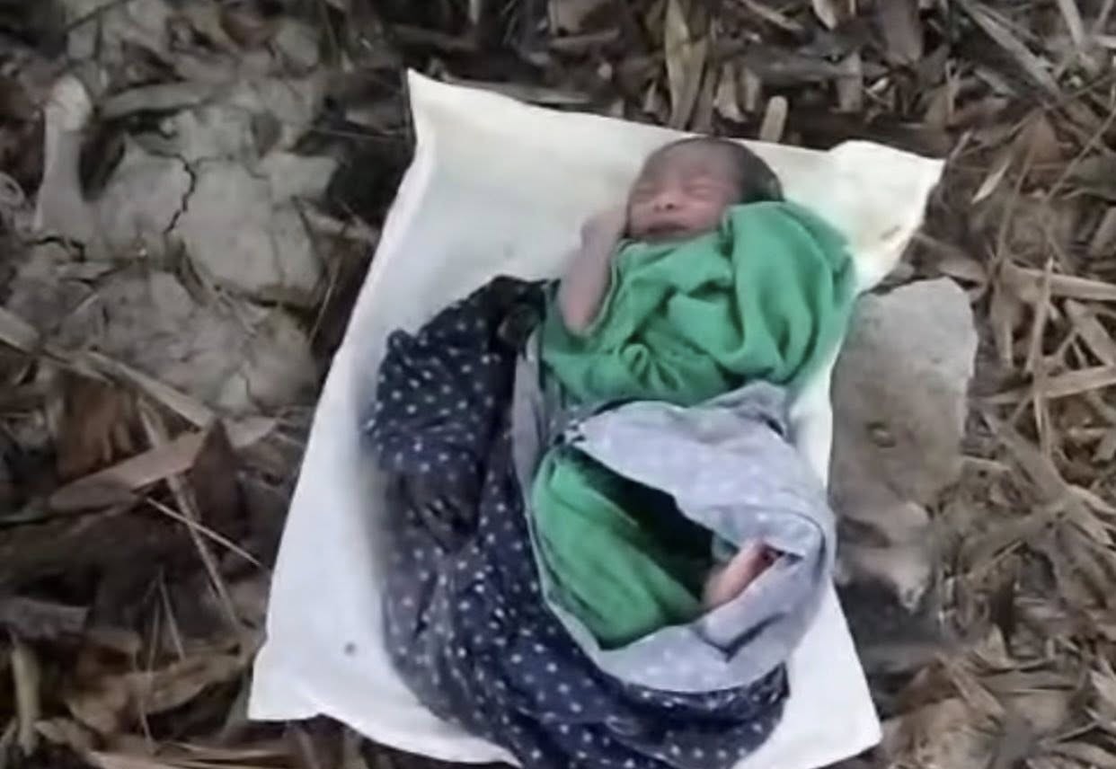 धनगढीको नाला किनारमा नवजात शिशु फेला