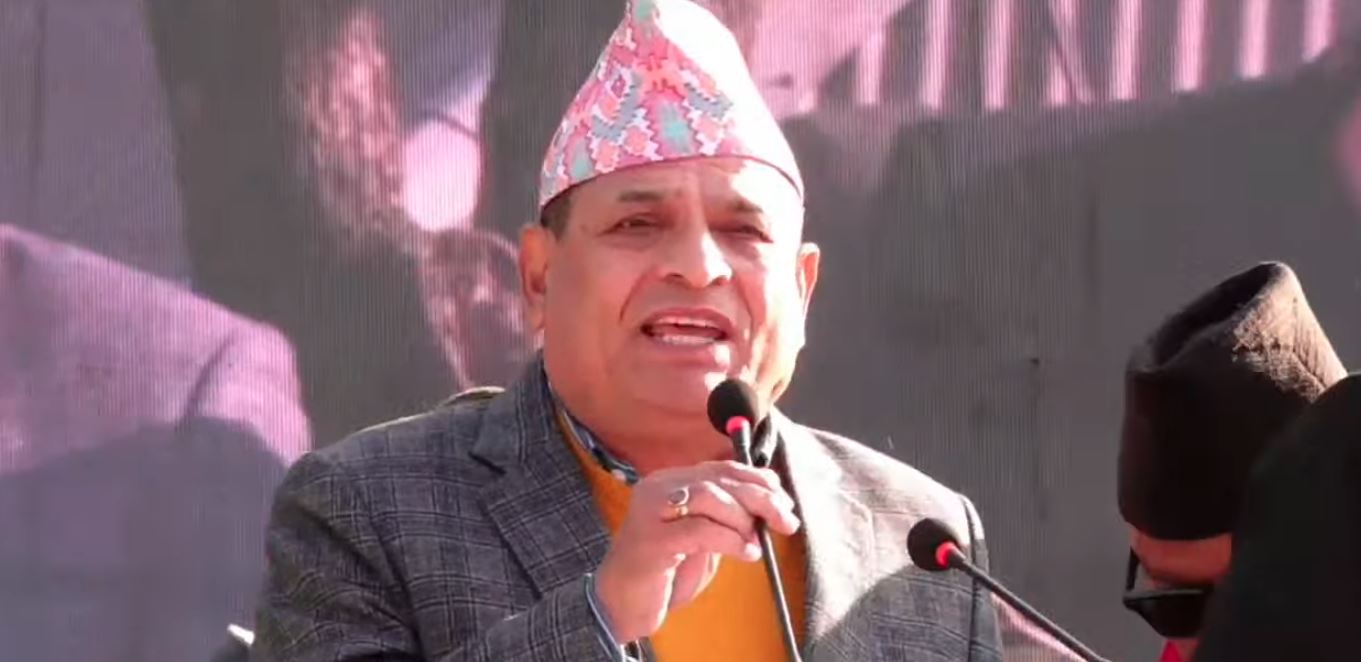 विषेश महाधिवेशनमा चतुर, भन्छन्- कांग्रेस चार महिना कोमामा थियो