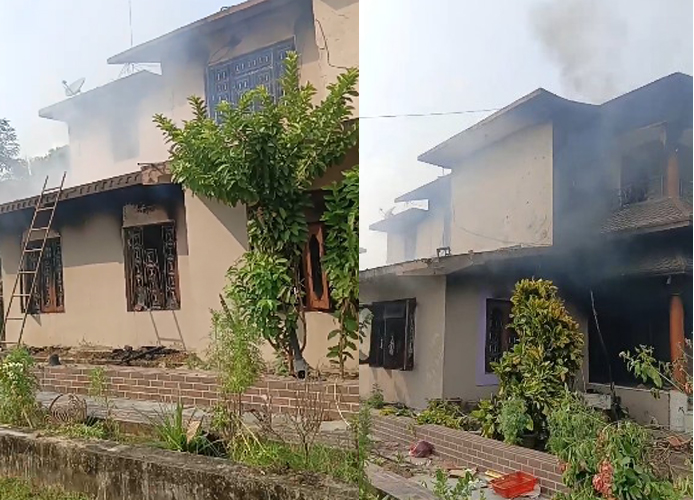 लेखराज भट्टको घरमा आगजनी