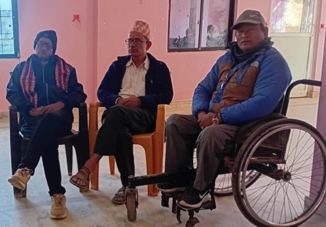 डडेल्धुराका अपाङ्गता भएका व्यक्तिले गरे उम्मेदवारीसंग अधिकार सुनिश्चित गर्न माग
