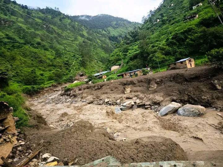 बाजुरा बाढी अपडेटः ११ घर बगायो, ७ घरमा क्षति
