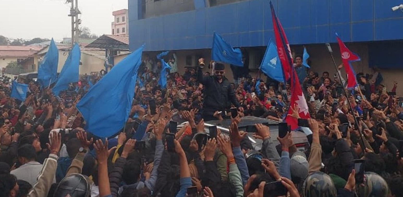 बालेन धनगढी आए, घण्टी बजाउँदै कञ्चनपुर गए