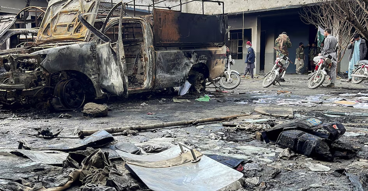 पाकिस्तानी सुरक्षा बल र बिएलए लडाकूबीच ४० घन्टा भिडन्त, कम्तिमा २०० जनाको मृत्यु