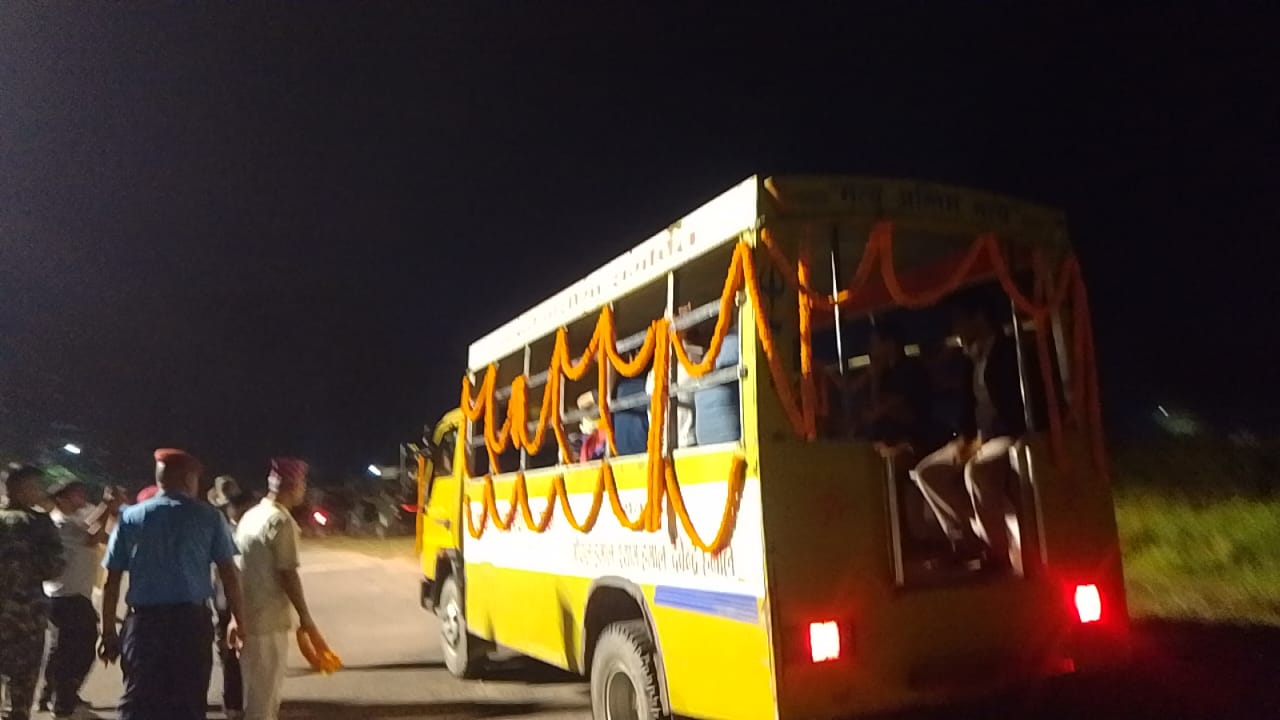 धनगढी हुँदै गृहजिल्ला पुगाइयो विपिनको शव, भोलि अन्त्येष्टि