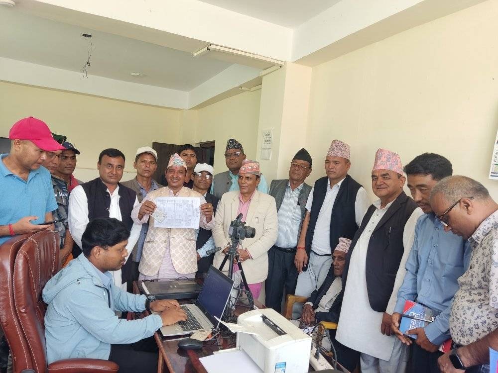बाजुराको विकटमा स्थानीयस्तरमै राष्ट्रिय परिचयपत्र विवरण संकलन सुरु