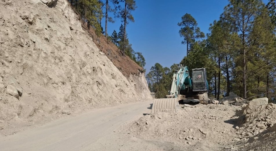 देउवाको घर जाने चार किलोमिटर सडक चार वर्षमा पनि भएन कालोपत्रे