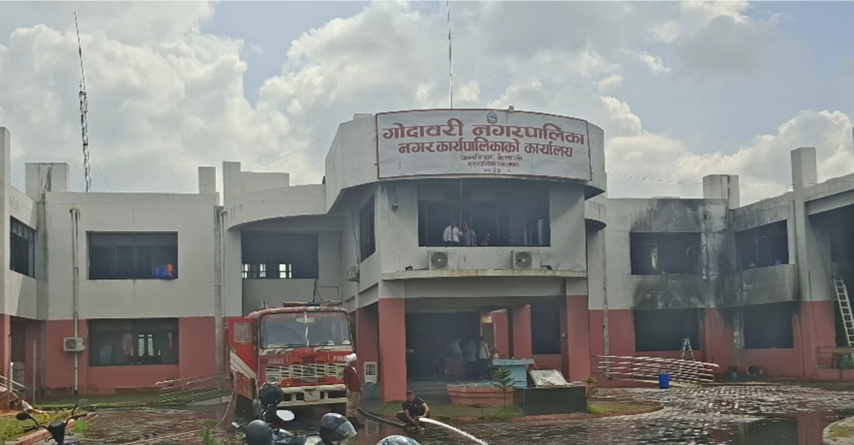 ‘जुगाड’ लगाएर उठ्ने प्रयासमा कैलालीका स्थानीय तह