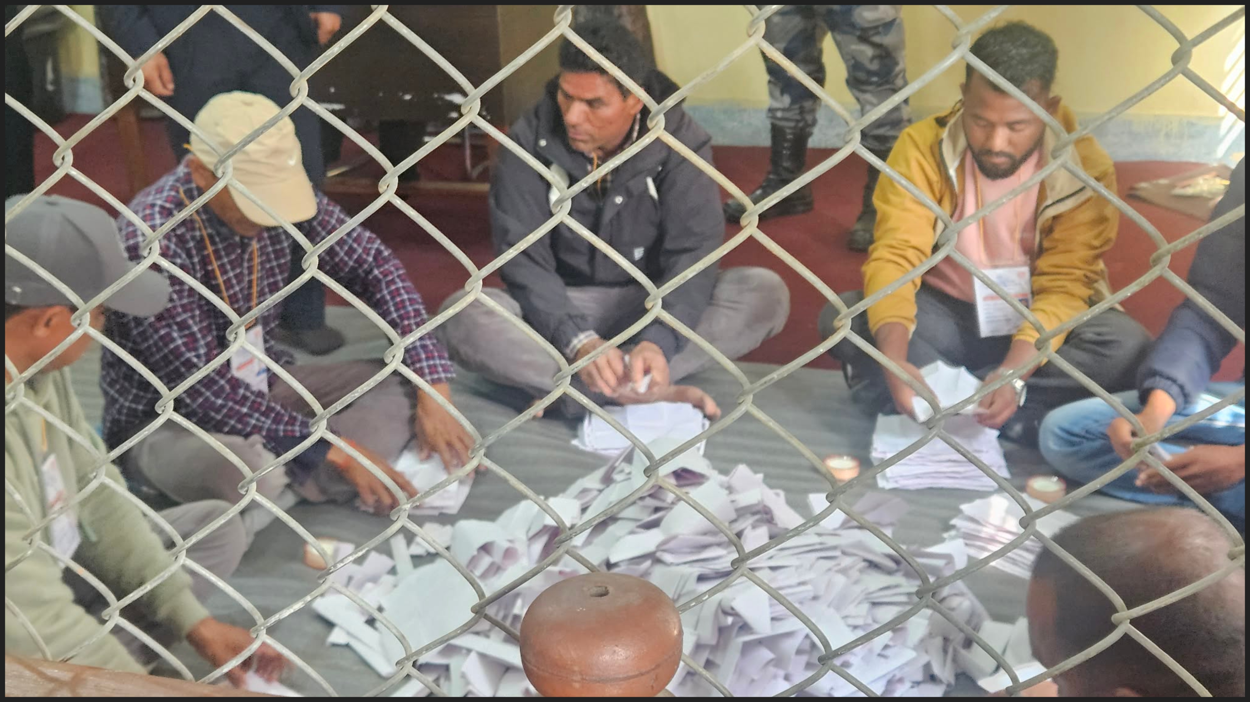 सुदूरपश्चिमका कुन निर्वाचन क्षेत्रमा कसको अग्रता ?