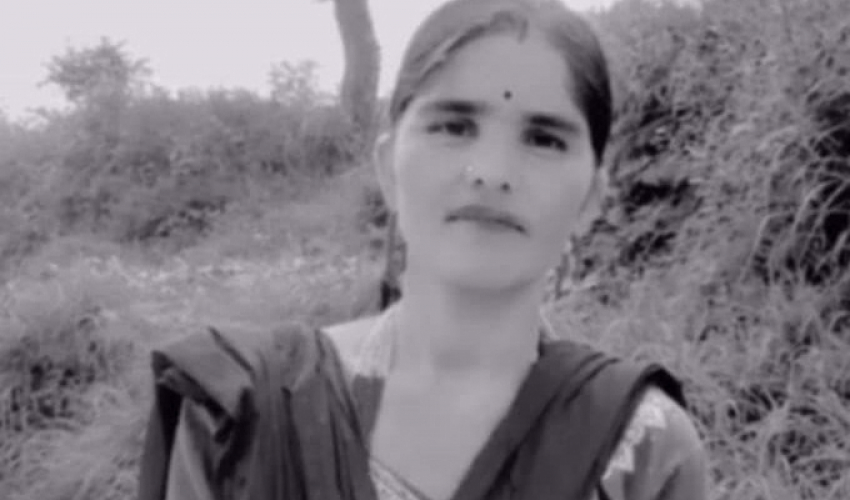 कैलालीमा मोटरसाइकलको ठक्करबाट घाइते भएकी साउँदको मृत्यु