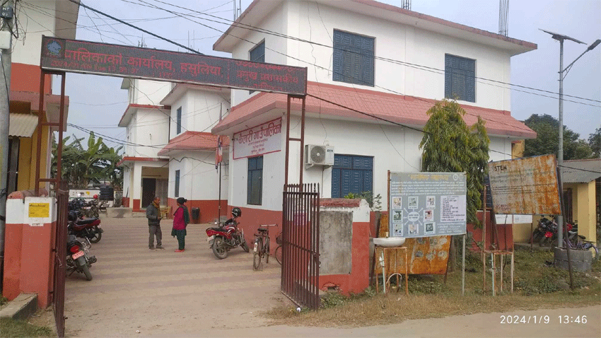 कैलारीमा पनि भोलि स्थानीय बिदा