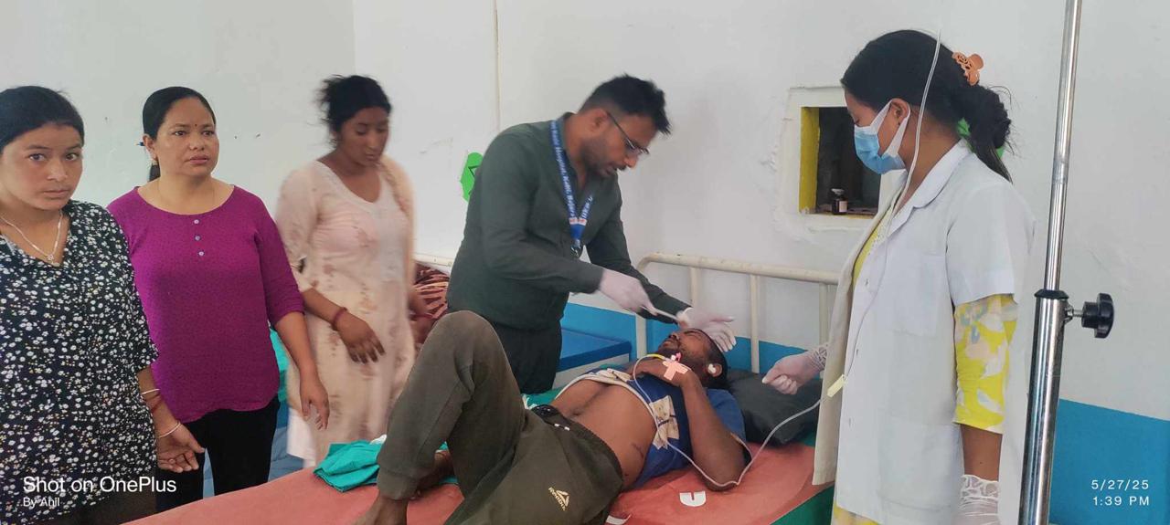 घाइतेको उद्दारका लागि सुर्खेतबाट हेलिकप्टर जाँदै