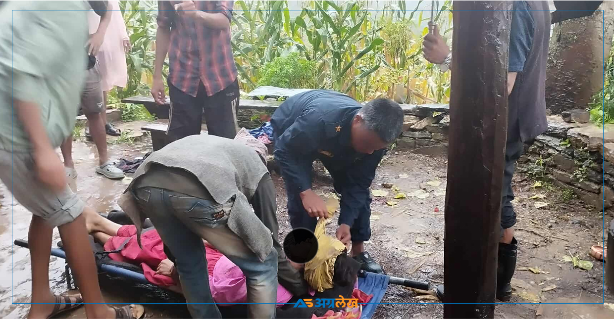 अछाममा छाउ बार्न त्रिपालमुनि बास, ढुङ्गाले च्यापिएर बालिका र महिलाको मृत्यु